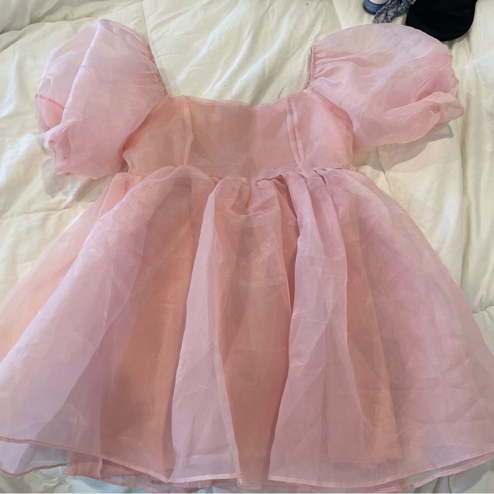 selkie puff sleeve dress dupe in pink
